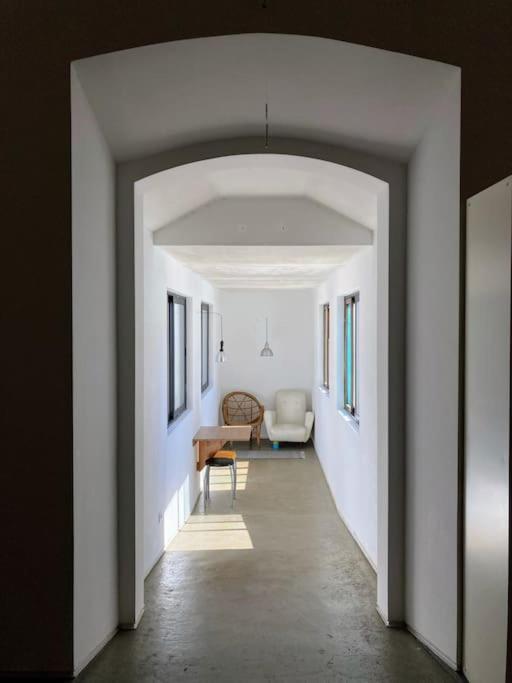 דירות Contemporary Loft In Alcácer do Sal מראה חיצוני תמונה